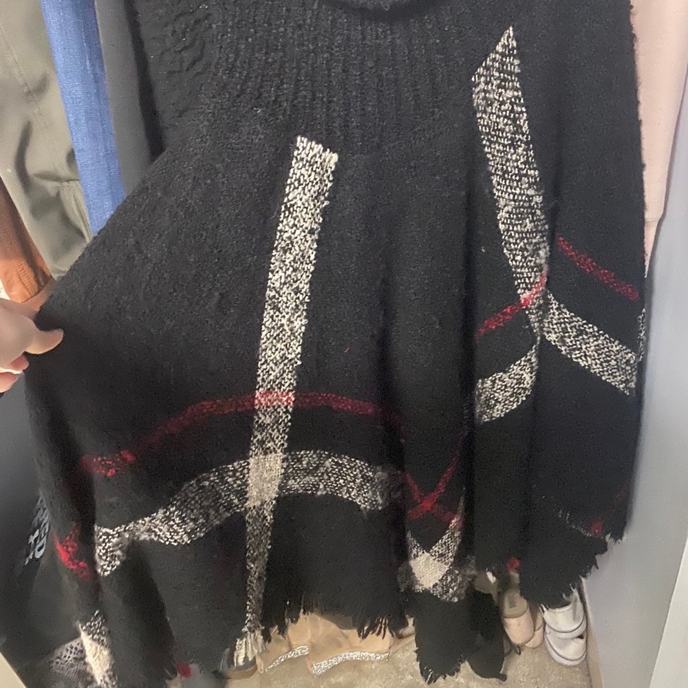 Black and red fall poncho